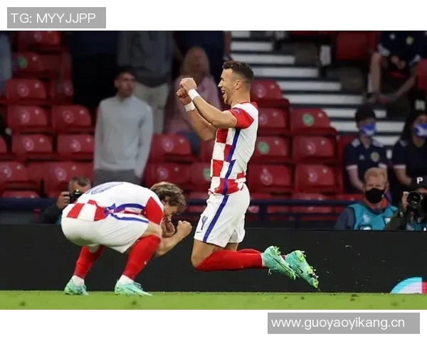 杭州篮球队的拼搏历程在欧锦赛中的辉煌表现与不屈精神 杭州篮球队的拼搏历程在欧锦赛中的辉煌表现与不屈精神